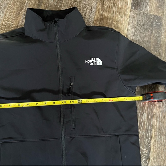 The North Face Men's Black Jacket (s) - Picture 3 of 6